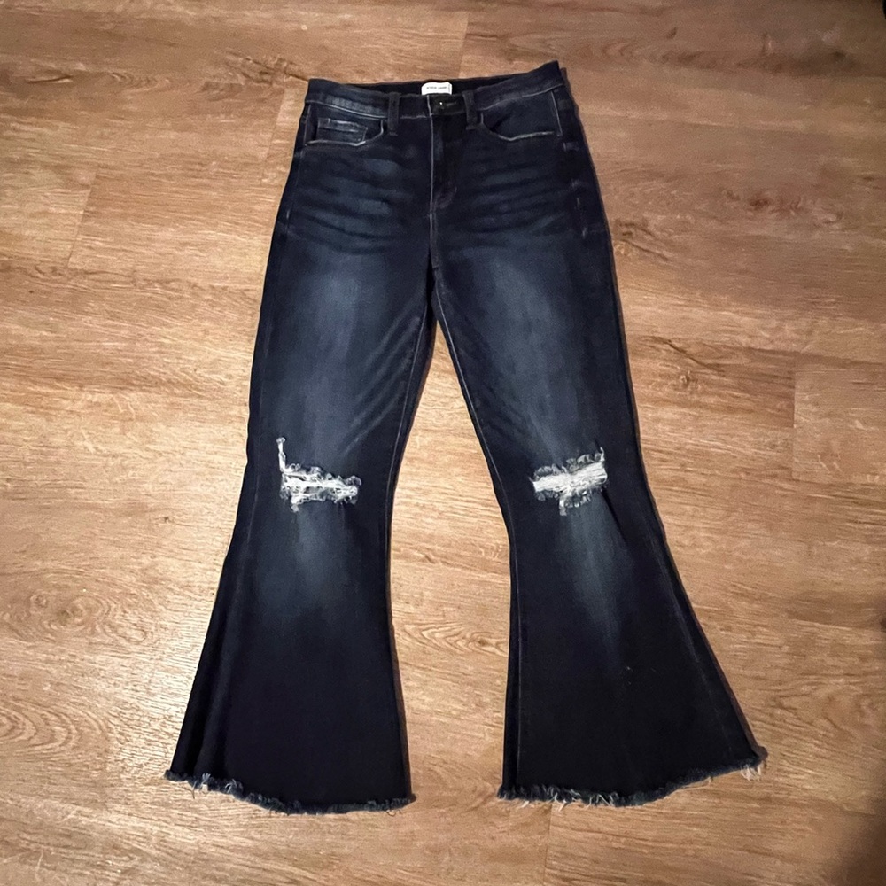 NWOT Sneak Peek Dark Wash High Waisted Distressed Kick Flare Jeans Size 3/26